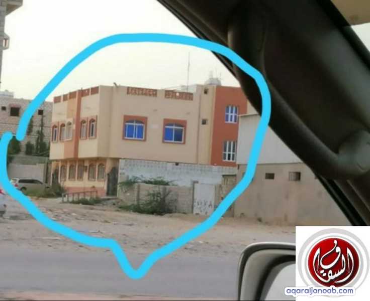 🏡 للبيع عماره دورين في المكلا فوه جاهزه للسكن