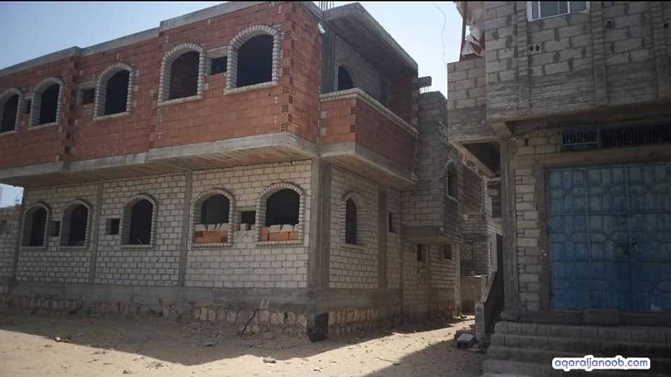بيت للبيع في المكلا فوه الانشاءات 12*12