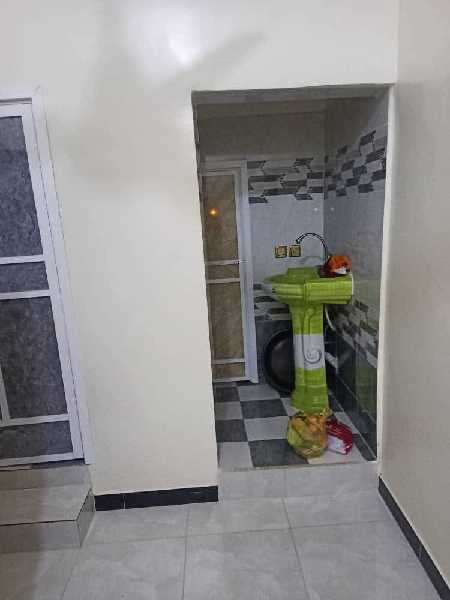 للبيع بيت في حله الصنادق