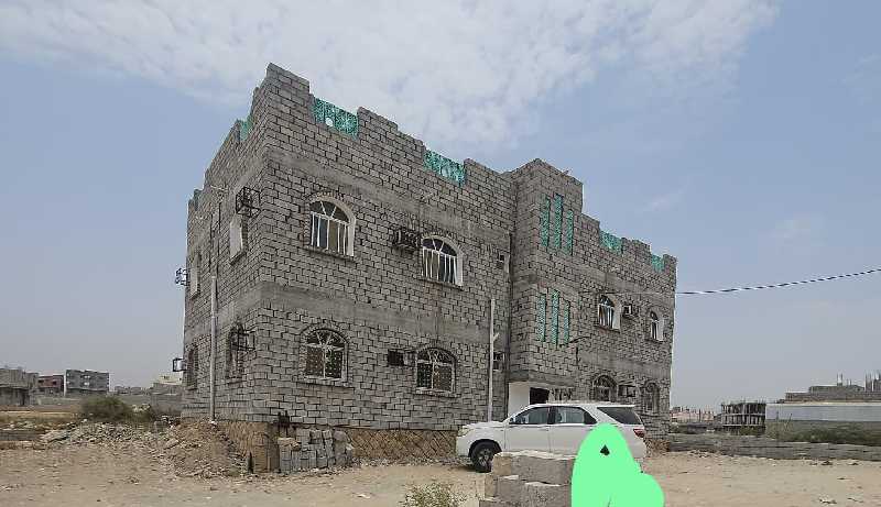 للبيع بيت دورين في الشافعي 