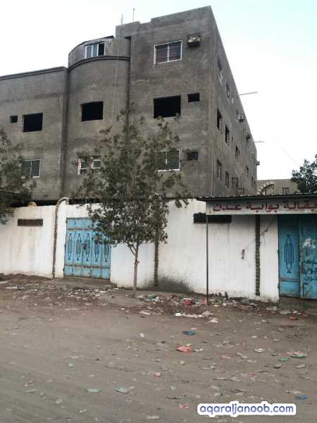 🏢 للبيع– عمارة كبرى باللحوم بجانب مصنع مياه الجنوب 📐 المساحة- 